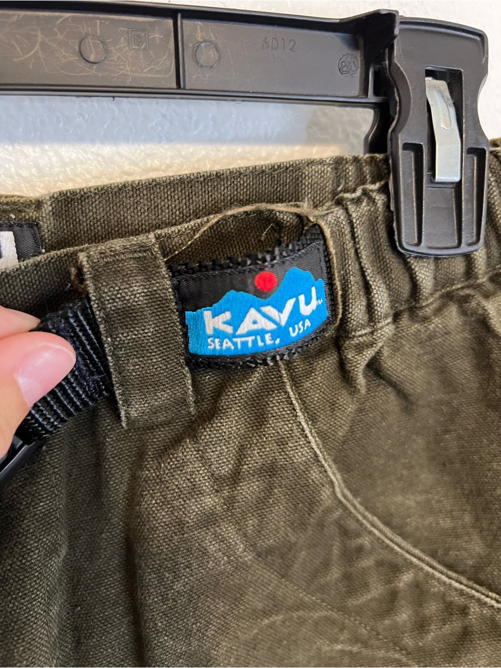 KAVU Men's Olive Green Outdoor Chilli Lite Shorts M 100% Cotton - Picture 2 of 4
